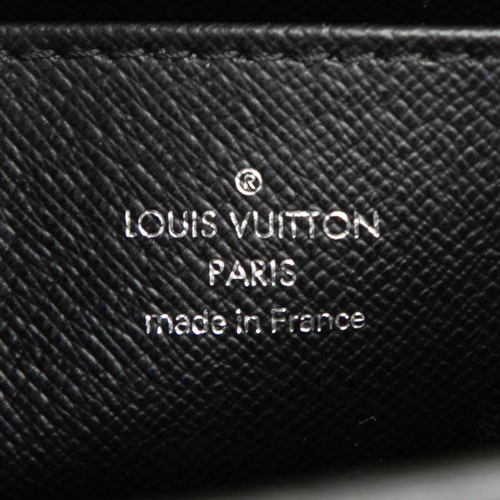 Louis Vuitton Epi Pochette Homme Black Leather Good condition - Box View