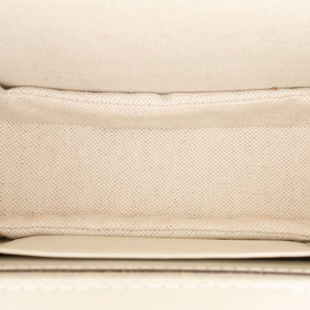 Gucci Mini Calfskin 1947 Bamboo Top Handle Bag White Leather Good condition - Model View