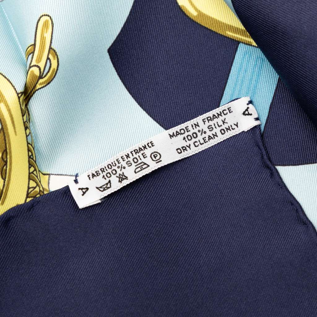 Hermès Eperon D Or Silk Scarf 90 Blue Silk Good condition - Inside View