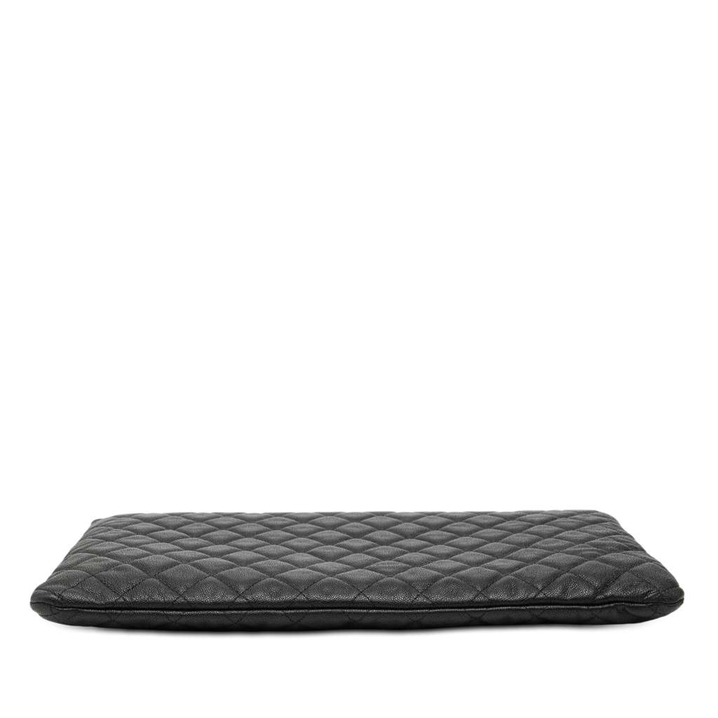 Chanel Large Quilted Caviar Boy O Case Clutch Black Leather Good condition - Inside View