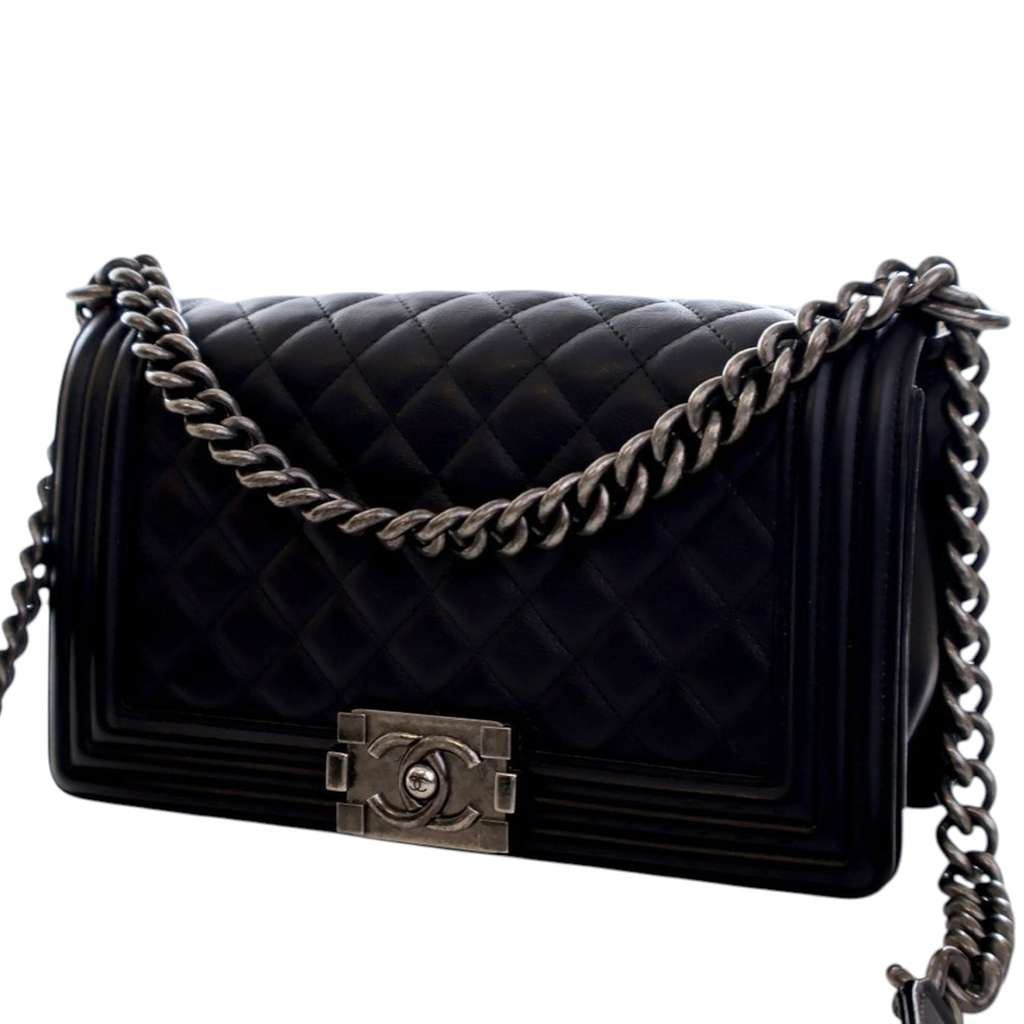Chanel Old Medium Quilted Lambskin Boy Flap Black Leather Good condition - Inside View