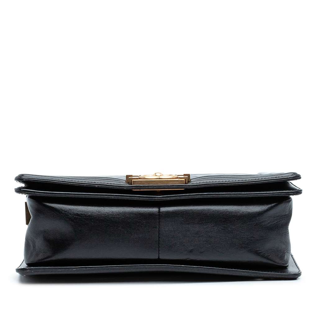 Chanel Old Medium Quilted Lambskin Boy Flap Black Leather Good condition - Inside View