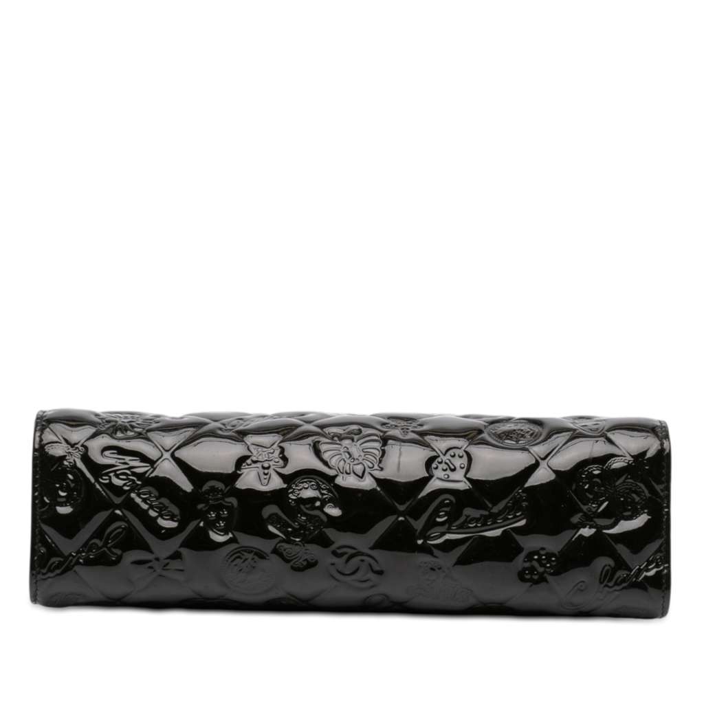 Chanel Embossed Patent Lucky Symbols Pochette Black Leather Good condition - Inside View