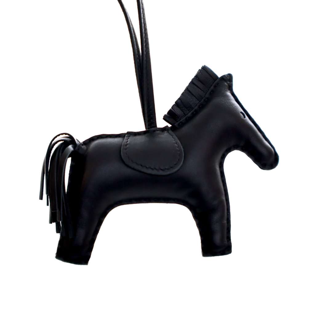 Hermès Milo Lambskin Grigri Rodeo Bag Charm MM Black Leather Good condition - Model View