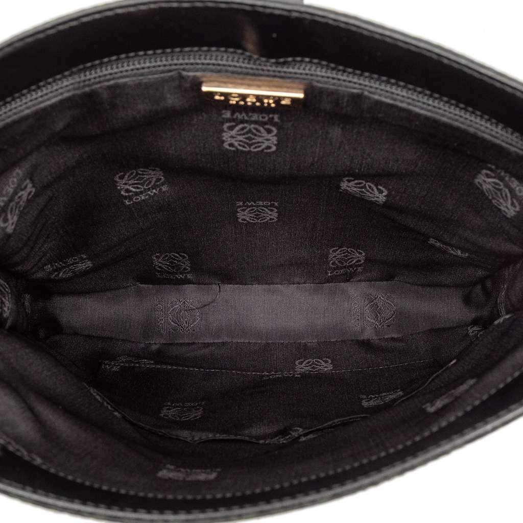 Loewe Anagram Canvas Shoulder Bag Black Canvas Good condition - Model View