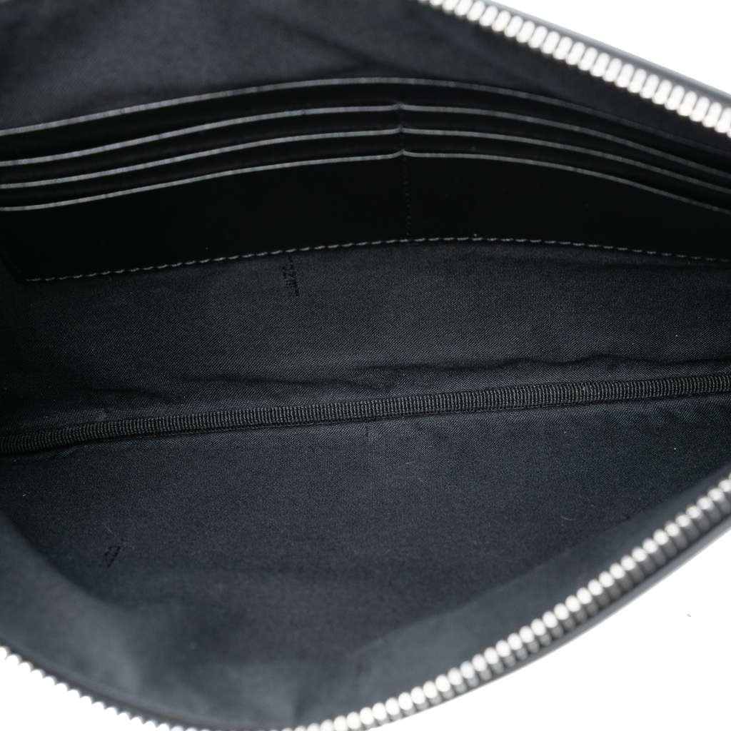 Fendi Zucchino Canvas Flat Clutch Black Canvas Good condition - Model View