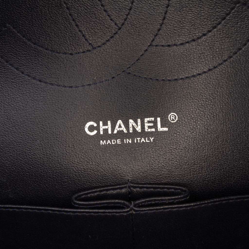 Chanel Jumbo Classic Lambskin Double Flap Black Leather Good condition - Box View