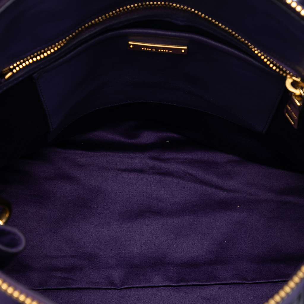 Miu Miu Matelasse Lambskin Satchel Purple Leather Good condition - Model View