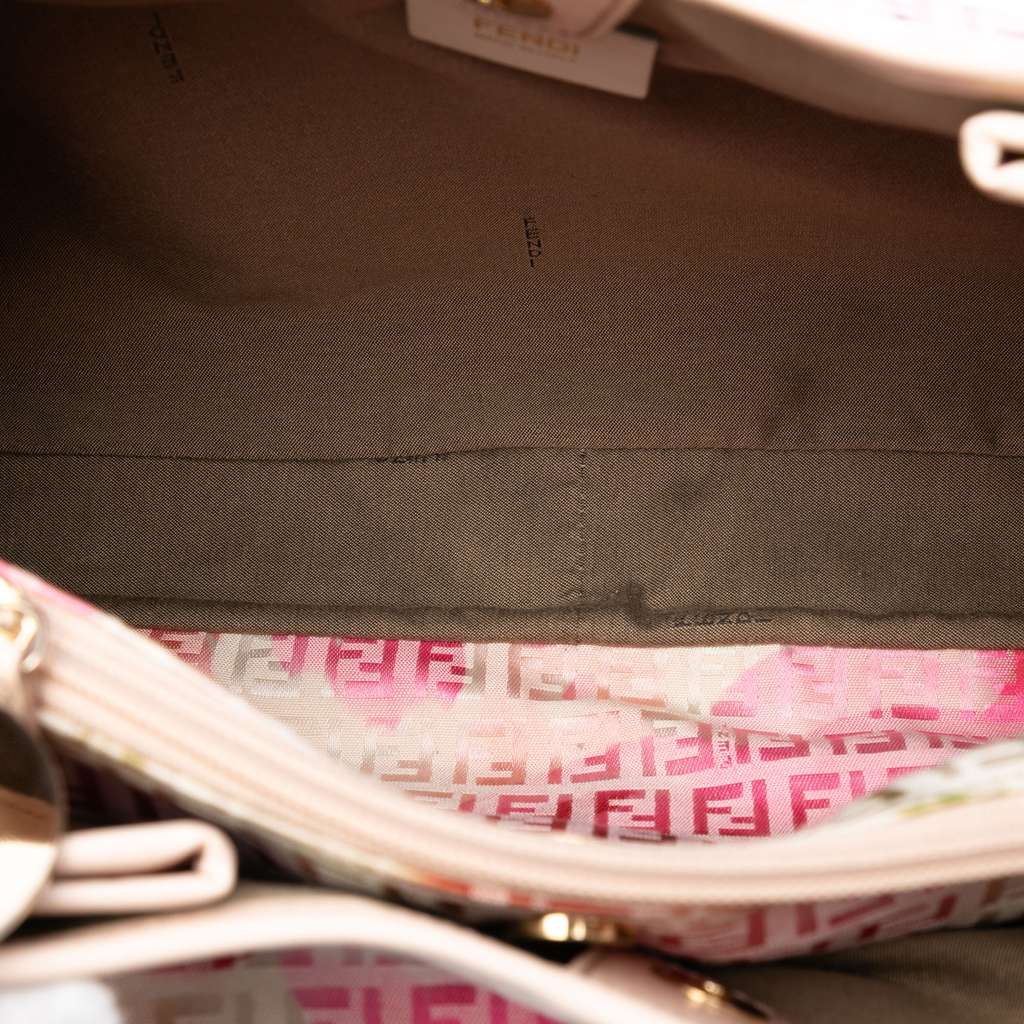 Fendi Zucchino Canvas Floral Tote Brown Canvas Good condition - Model View