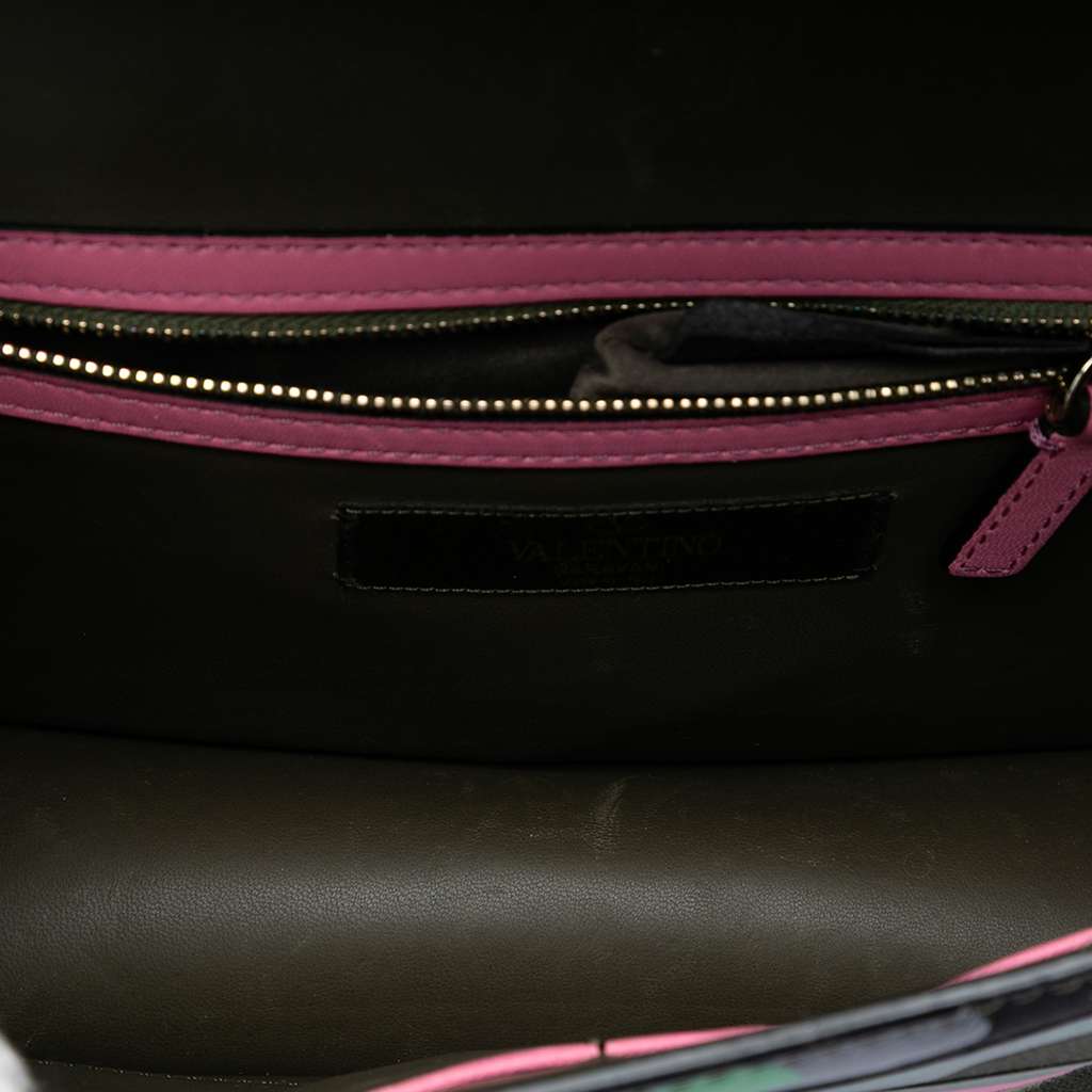 Valentino Medium Nappa and Canvas Camouflage Rockstud Glam Lock Crossbody Green Leather Good condition - Model View