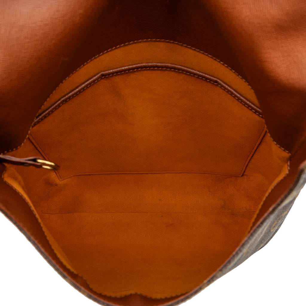 Louis Vuitton Monogram Musette Salsa GM Brown Fair condition - Model View