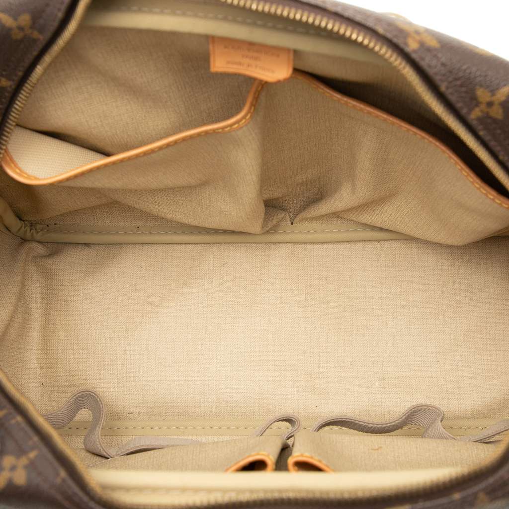 Louis Vuitton Monogram Deauville Brown Good condition - Model View