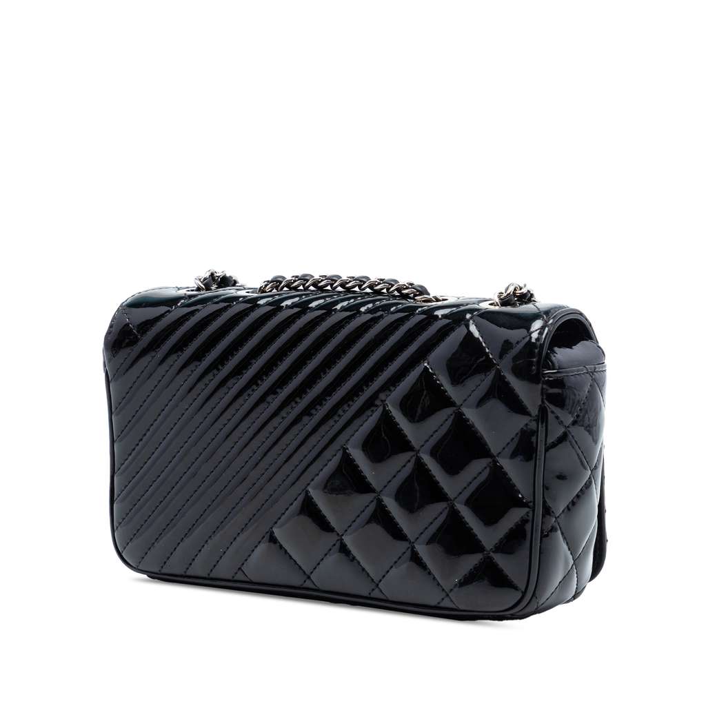 Chanel Small Quilted Patent Coco Boy Flap Black Leather Good condition - Back View