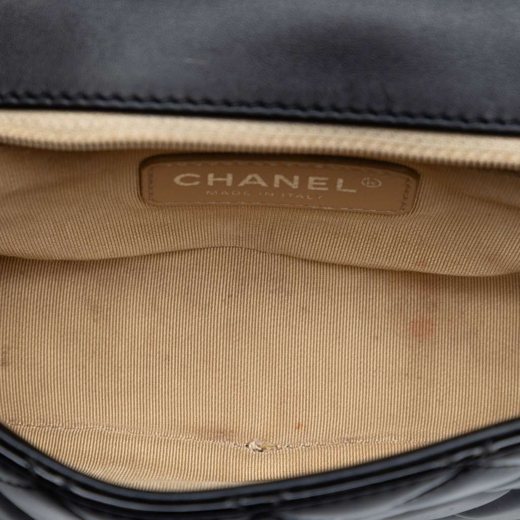 Chanel Small Quilted Patent Coco Boy Flap Black Leather Good condition - Model View