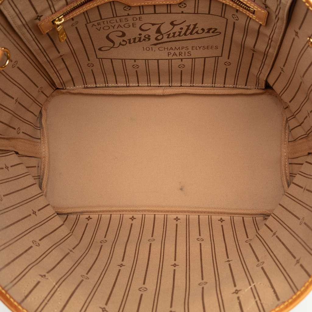 Louis Vuitton Monogram Neverfull MM Brown Good condition - Model View