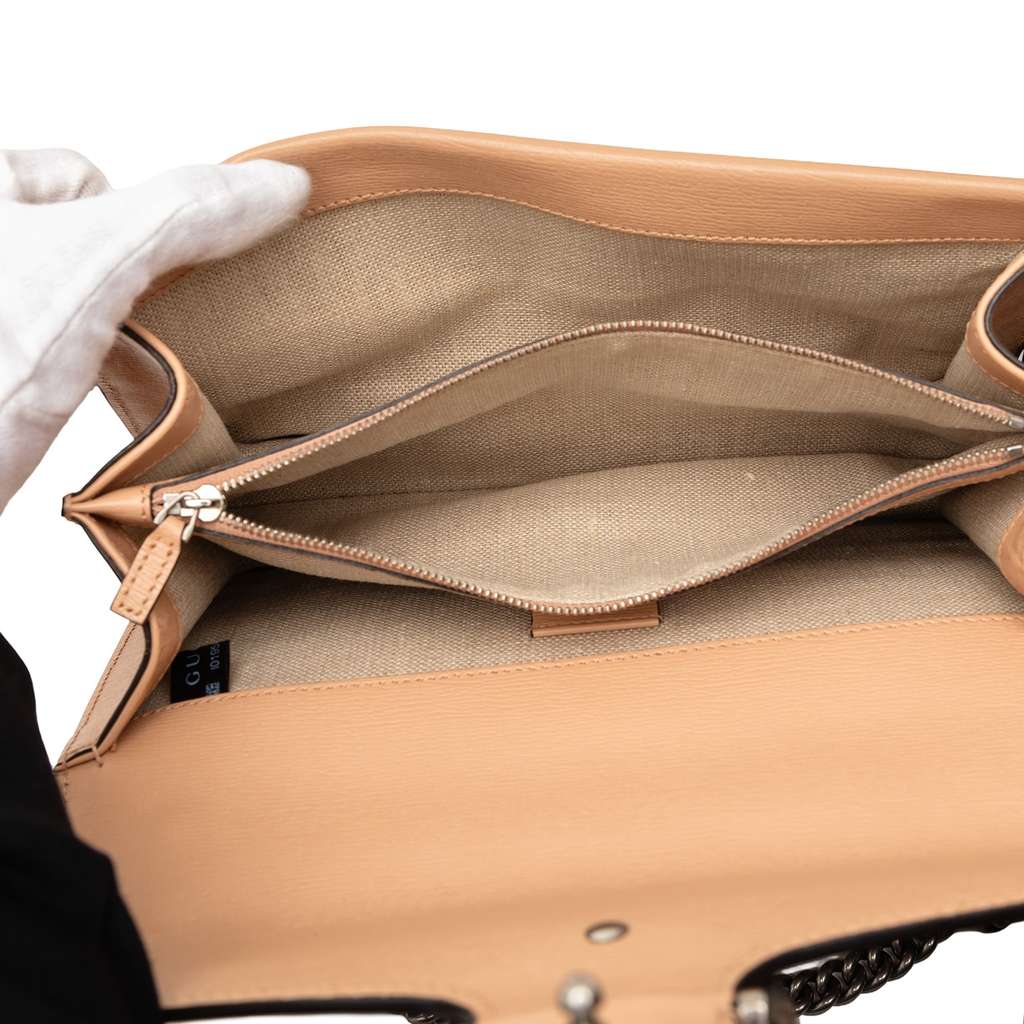 Gucci Medium Leather Blooms Dionysus Crossbody Orange Leather Good condition - Model View