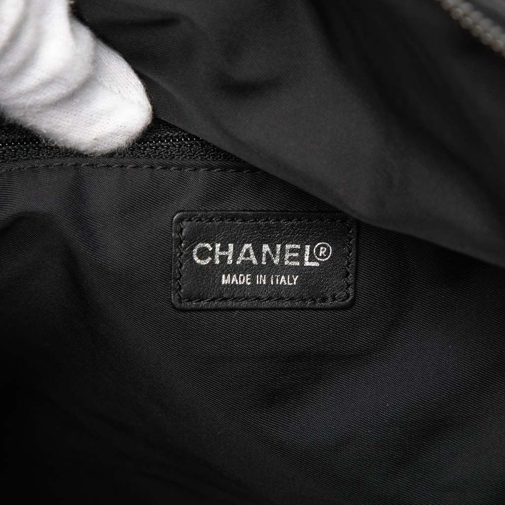Chanel New Travel Line Nylon Travel Bag Black Good condition - Box View
