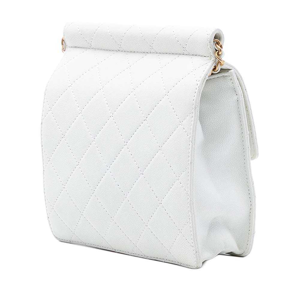 Chanel Small Quilted Lambskin Chic Pearls Flap White Leather Good condition - Back View