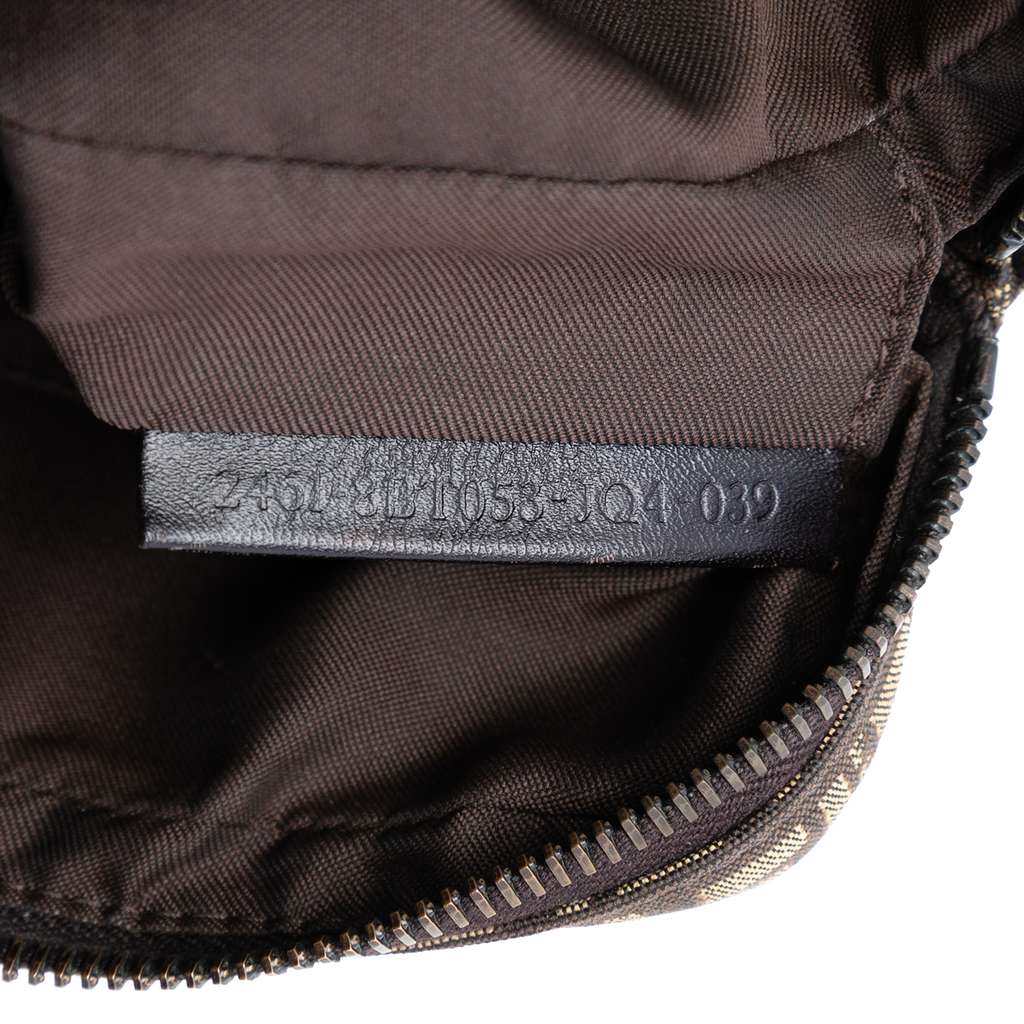 Fendi Zucchino Canvas Crossbody Brown Canvas Good condition - Box View