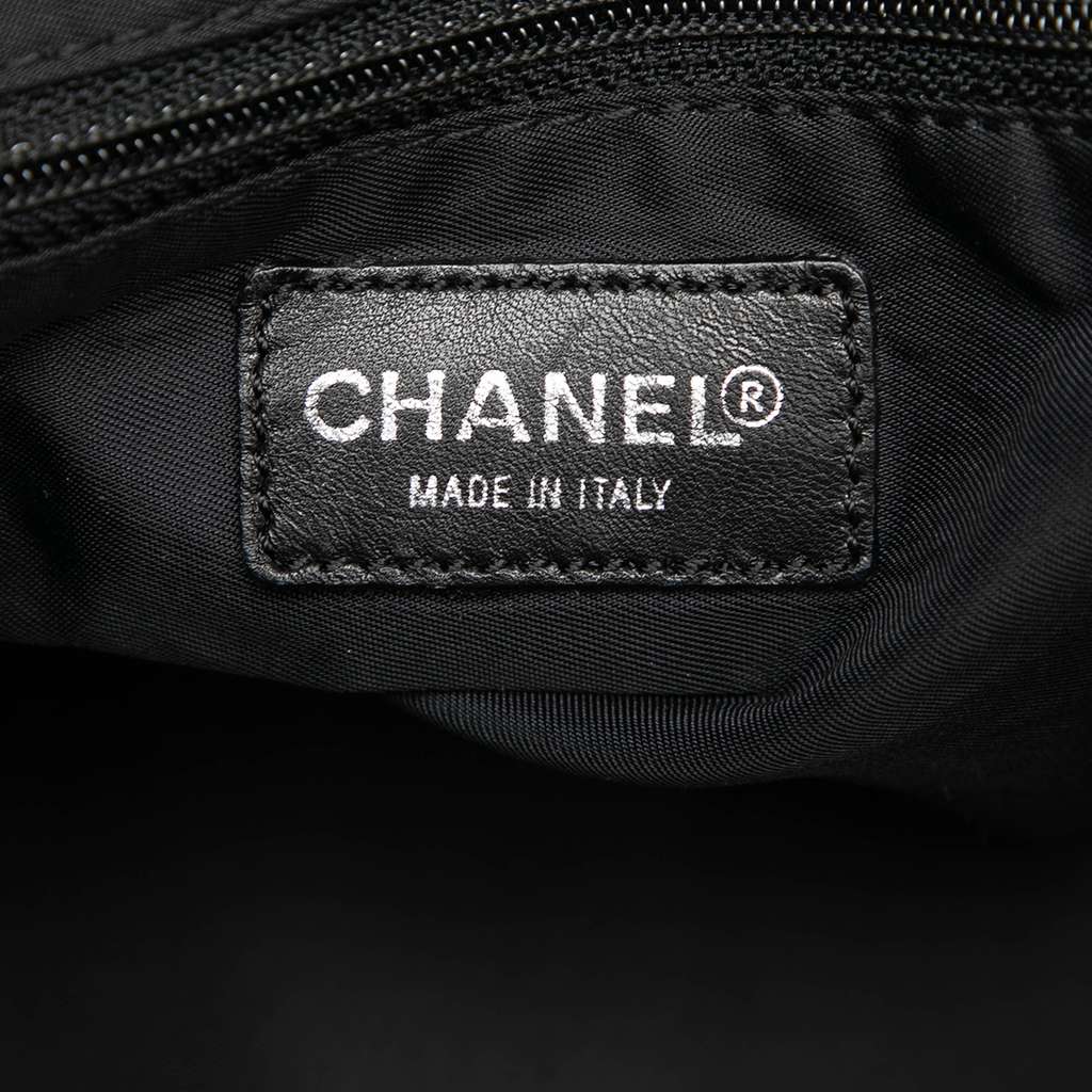 Chanel New Travel Line Nylon Travel Bag Black Good condition - Box View