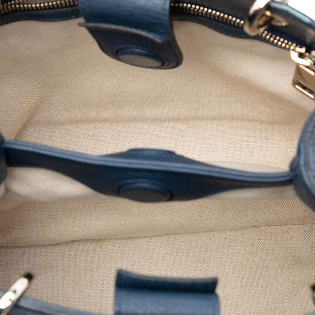 Gucci Small Calfskin Bamboo Shopper Satchel Blue Leather Good condition - Model View