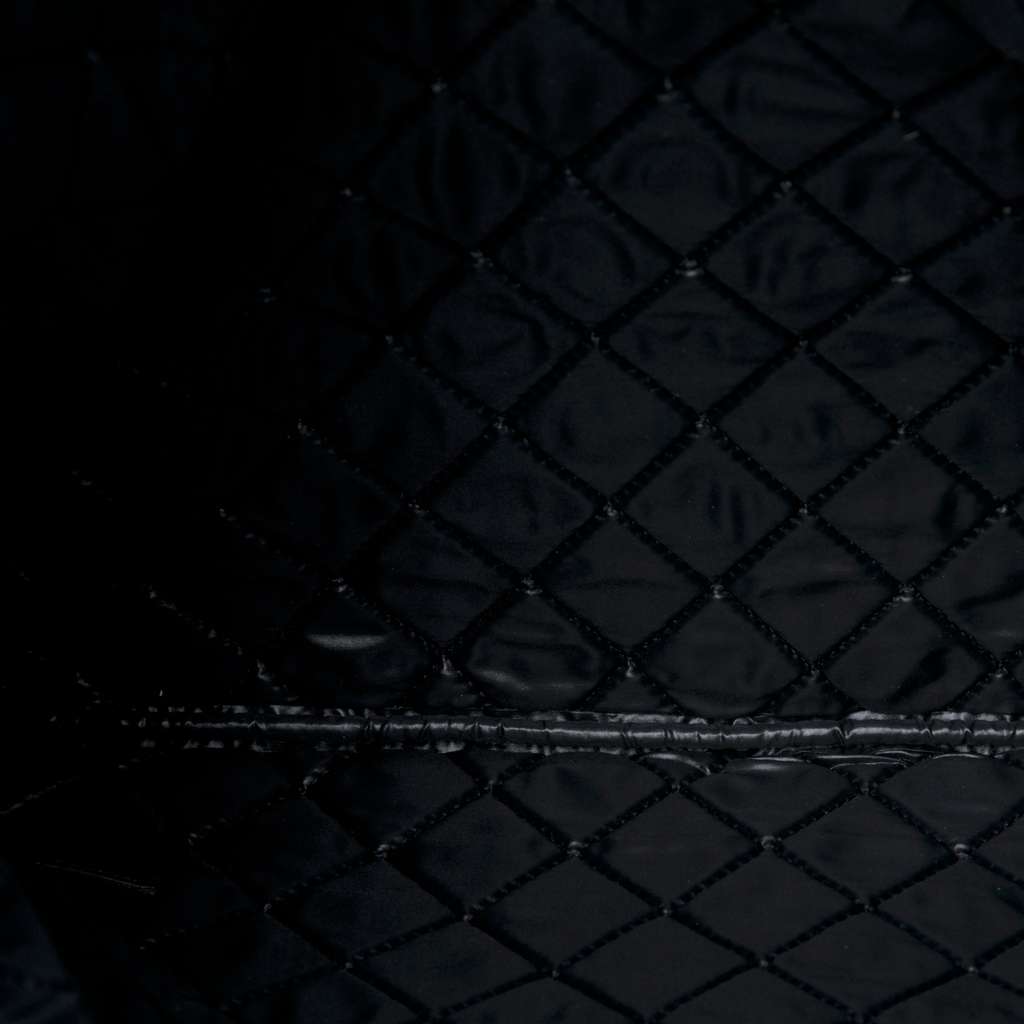 Chanel Large Bi Quilted Lambskin O Case Clutch Black Leather Good condition - Model View