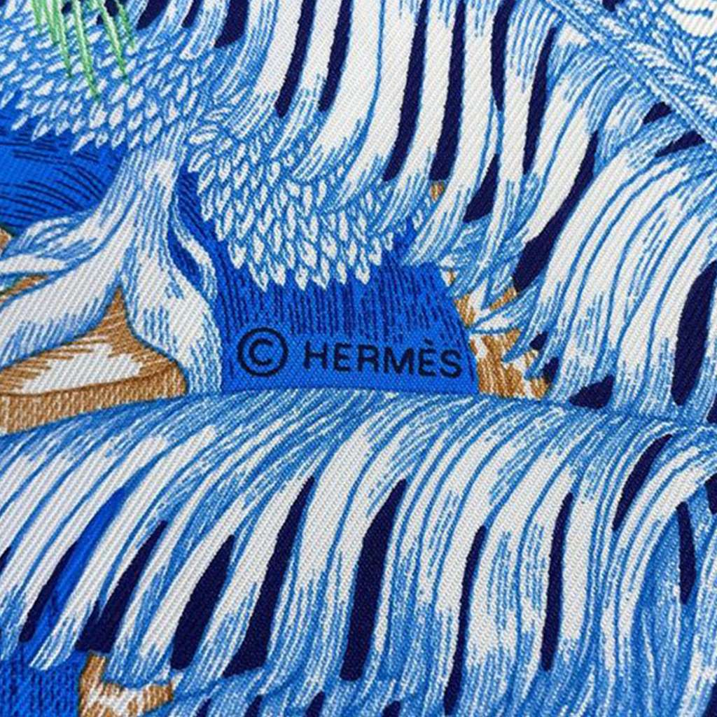Hermès Faubourg Tropical Silk Scarf 90 Blue Silk Very good condition - Inside View