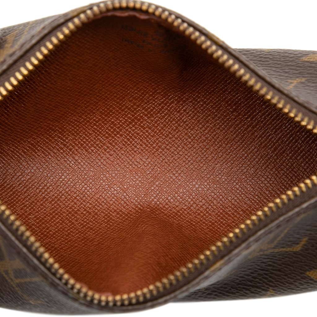 Louis Vuitton Monogram Papillon Pochette Brown Good condition - Model View