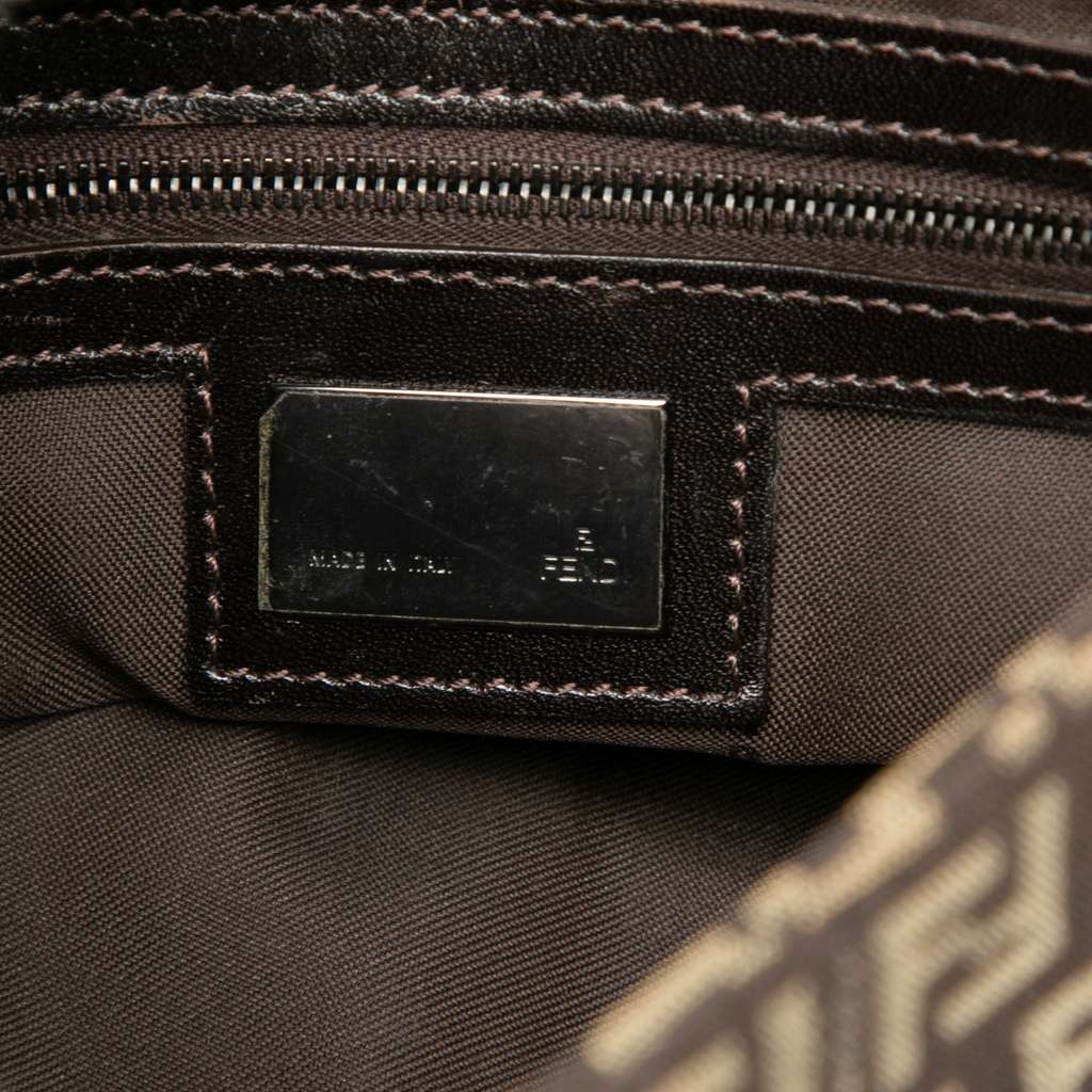 Fendi Zucchino Canvas Crossbody Brown Canvas Good condition - Box View