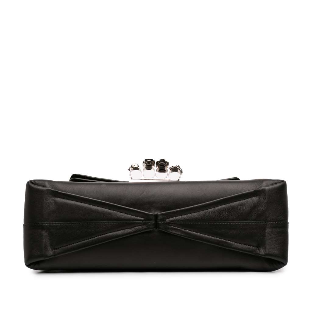 Alexander Mcqueen Large Calfskin Skull Knuckle Duster Fold Over Clutch Black Leather Good condition - Inside View