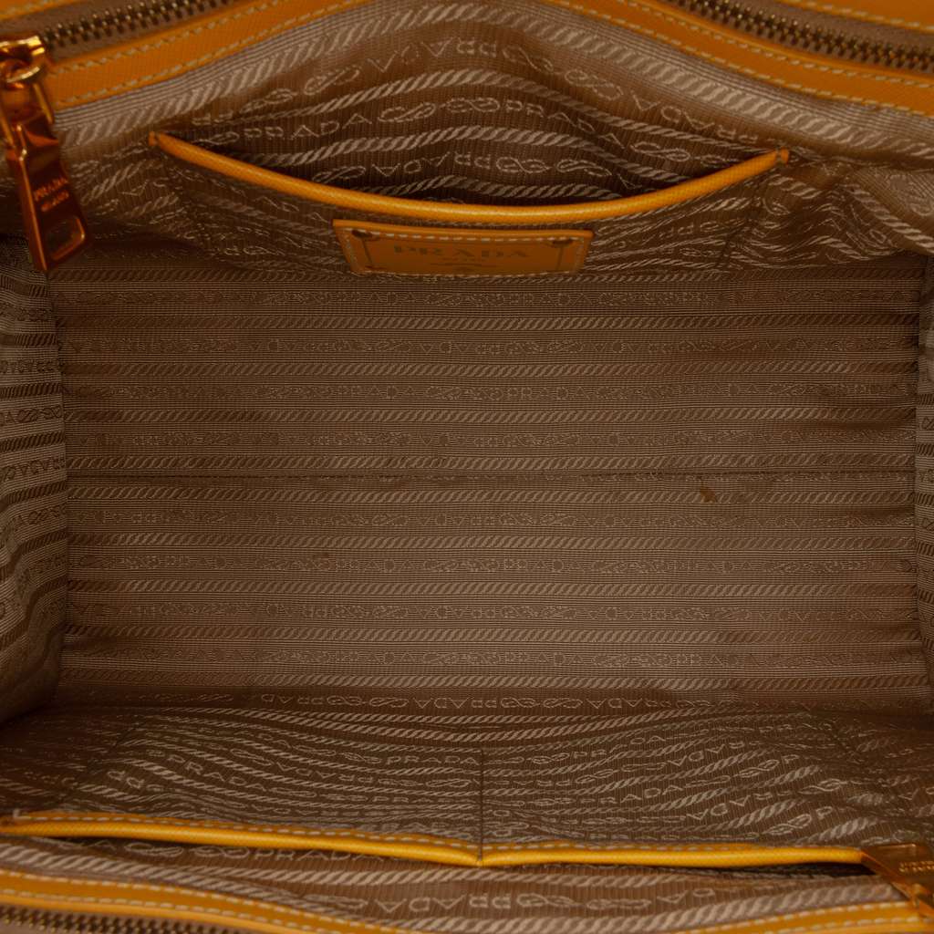 Prada Saffiano Trimmed Canvas Canapa Logo Satchel Brown Canvas Good condition - Model View