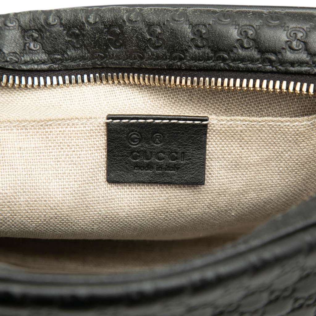 Gucci Microguccissima Bree Crossbody Black Leather Good condition - Box View