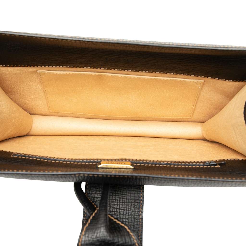 Loewe Leather Toggle Clutch Black Leather Good condition - Model View