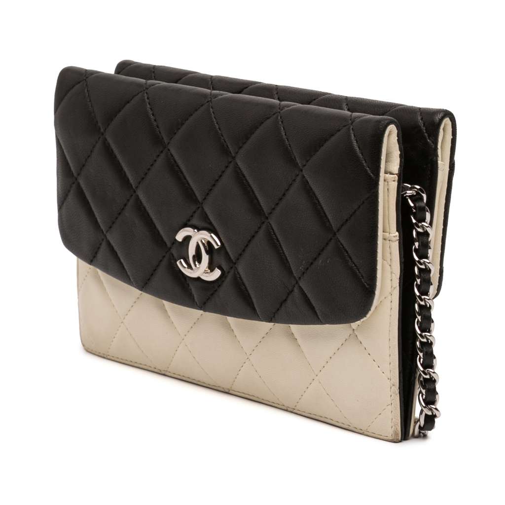 Chanel CC Bicolor Quilted Lambskin Double Sided Wallet on Chain White Leather Good condition - Back View