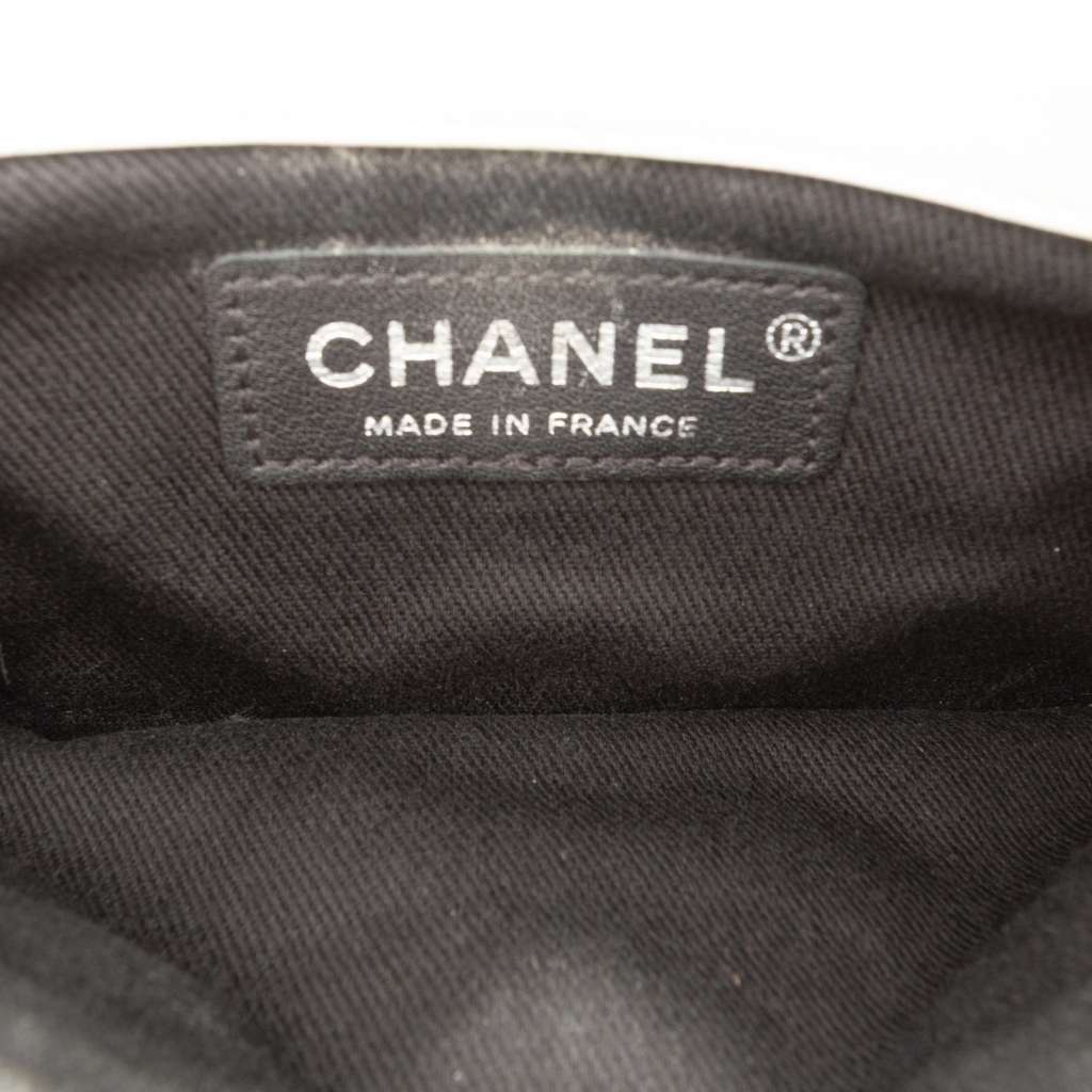 Chanel CC Bicolor Quilted Lambskin Double Sided Wallet on Chain White Leather Good condition - Model View