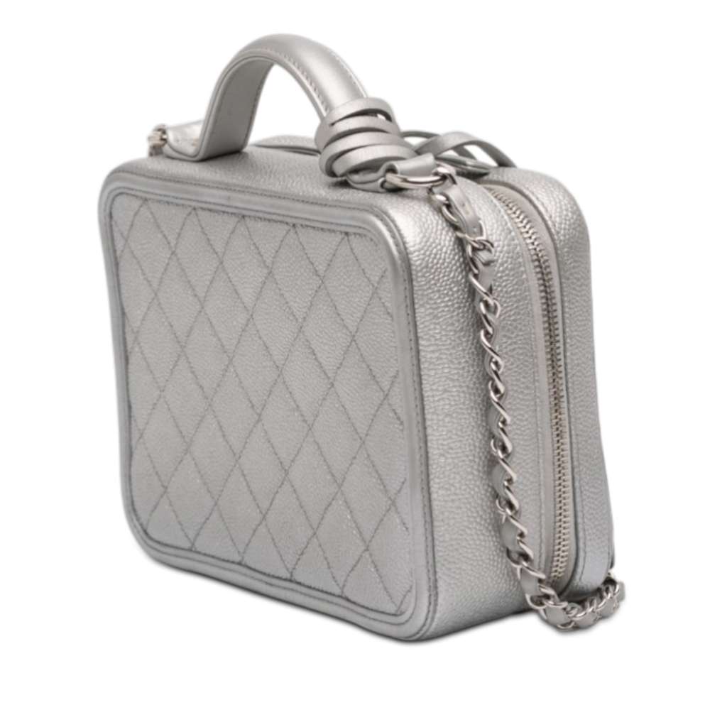 Chanel Medium Caviar CC Filigree Vanity Case Silver Leather Good condition - Back View