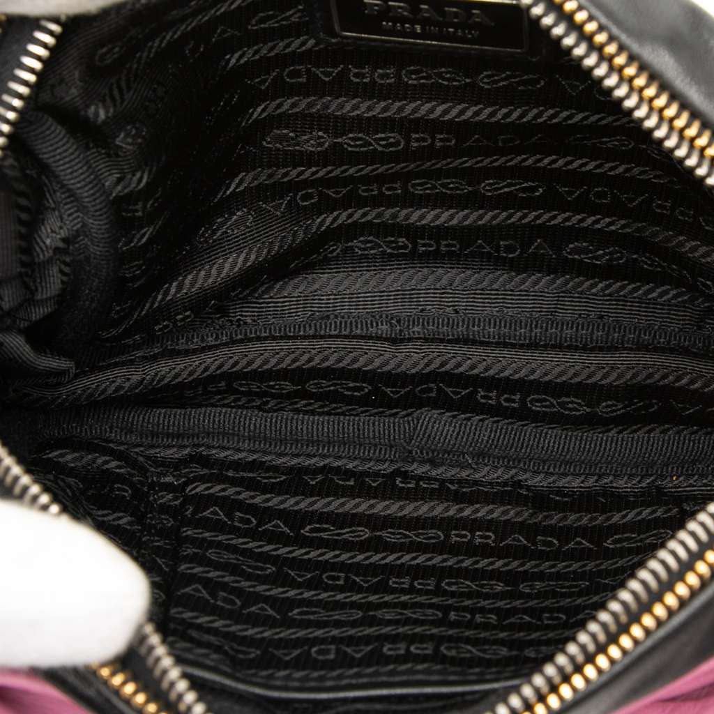 Prada Nappa Fiocco Bow Crossbody Black Leather Good condition - Model View