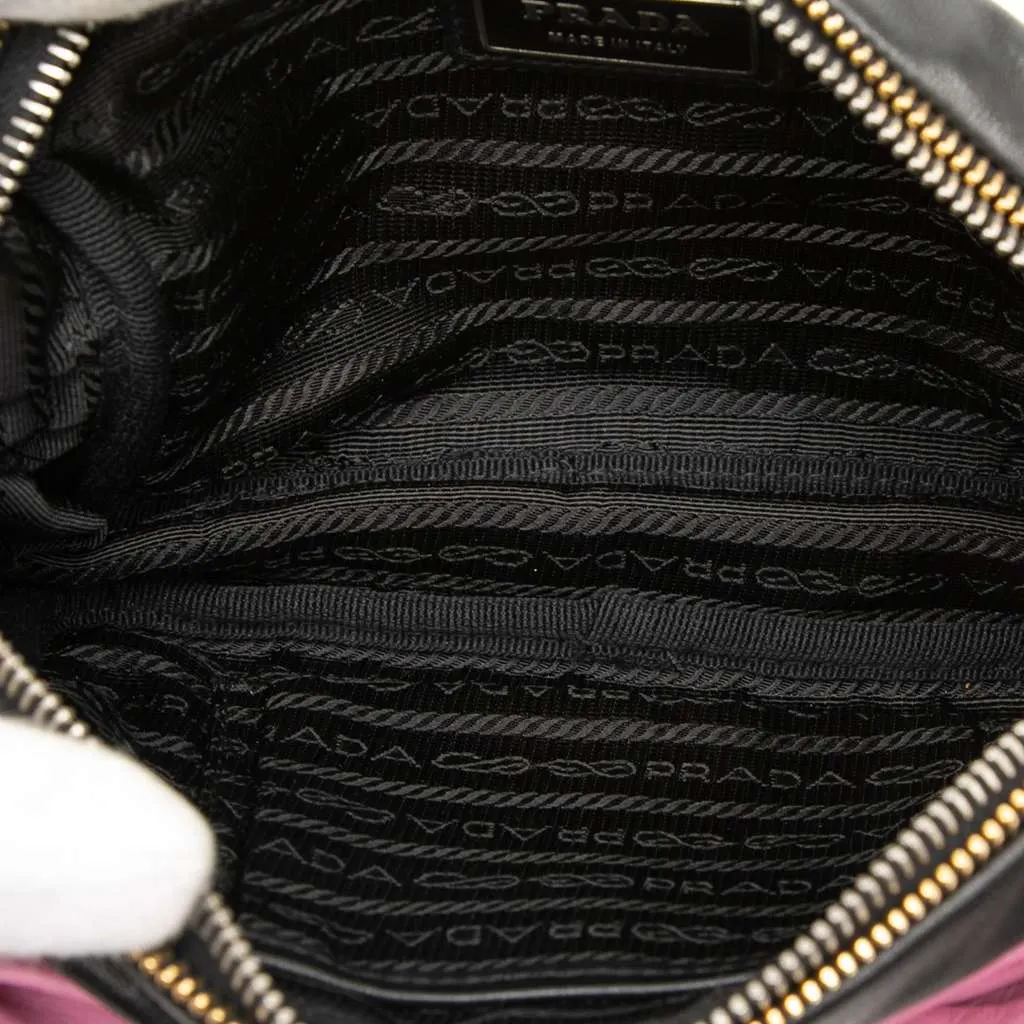 Prada Nappa Fiocco Bow Crossbody Black Leather Very good - Model View