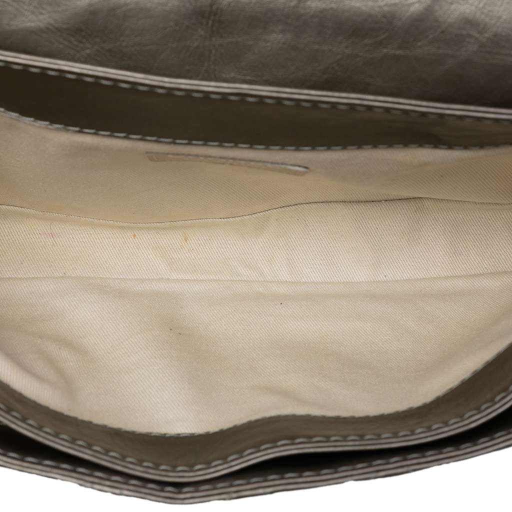 Chanel Small Bicolor Quilted Aged Calfskin Lady Pearly Flap Silver Leather Good condition - Model View