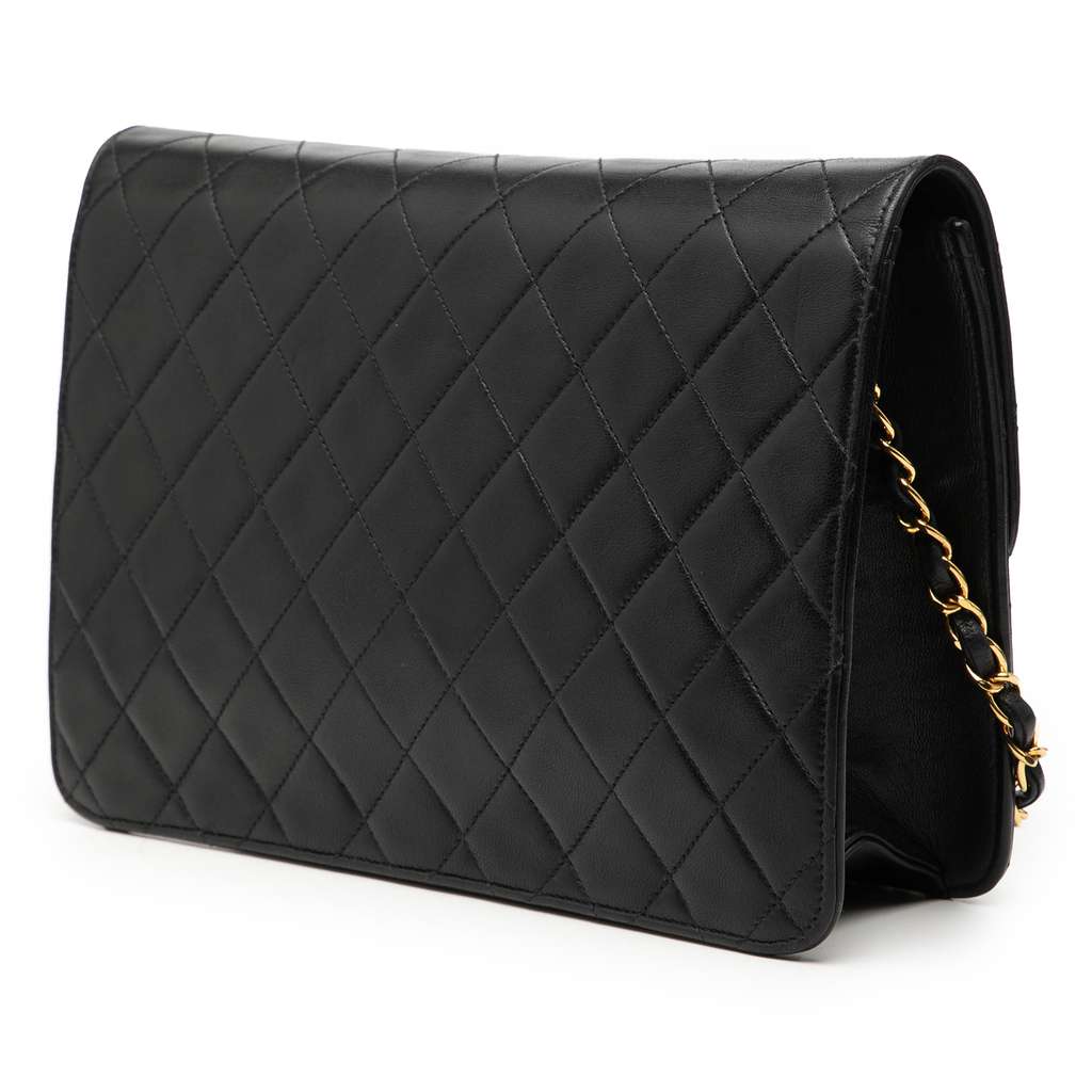 Chanel Medium CC Quilted Lambskin Single Flap Black Leather Good condition - Back View