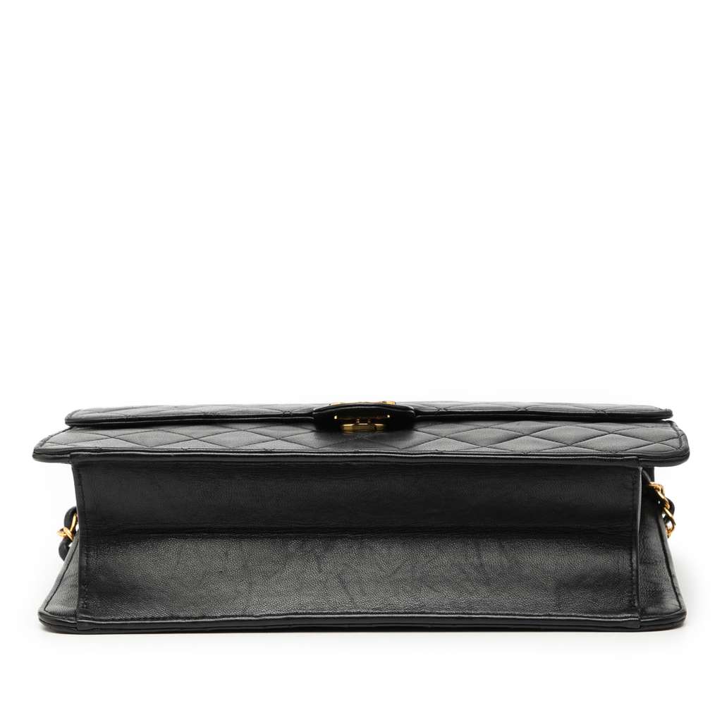 Chanel Medium CC Quilted Lambskin Single Flap Black Leather Good condition - Inside View