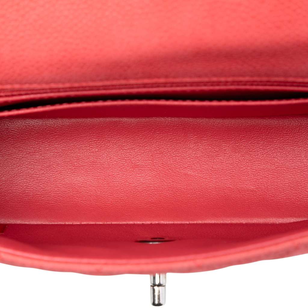 Chanel Mini Rectangular Classic Caviar Single Flap Pink Leather Good condition - Model View