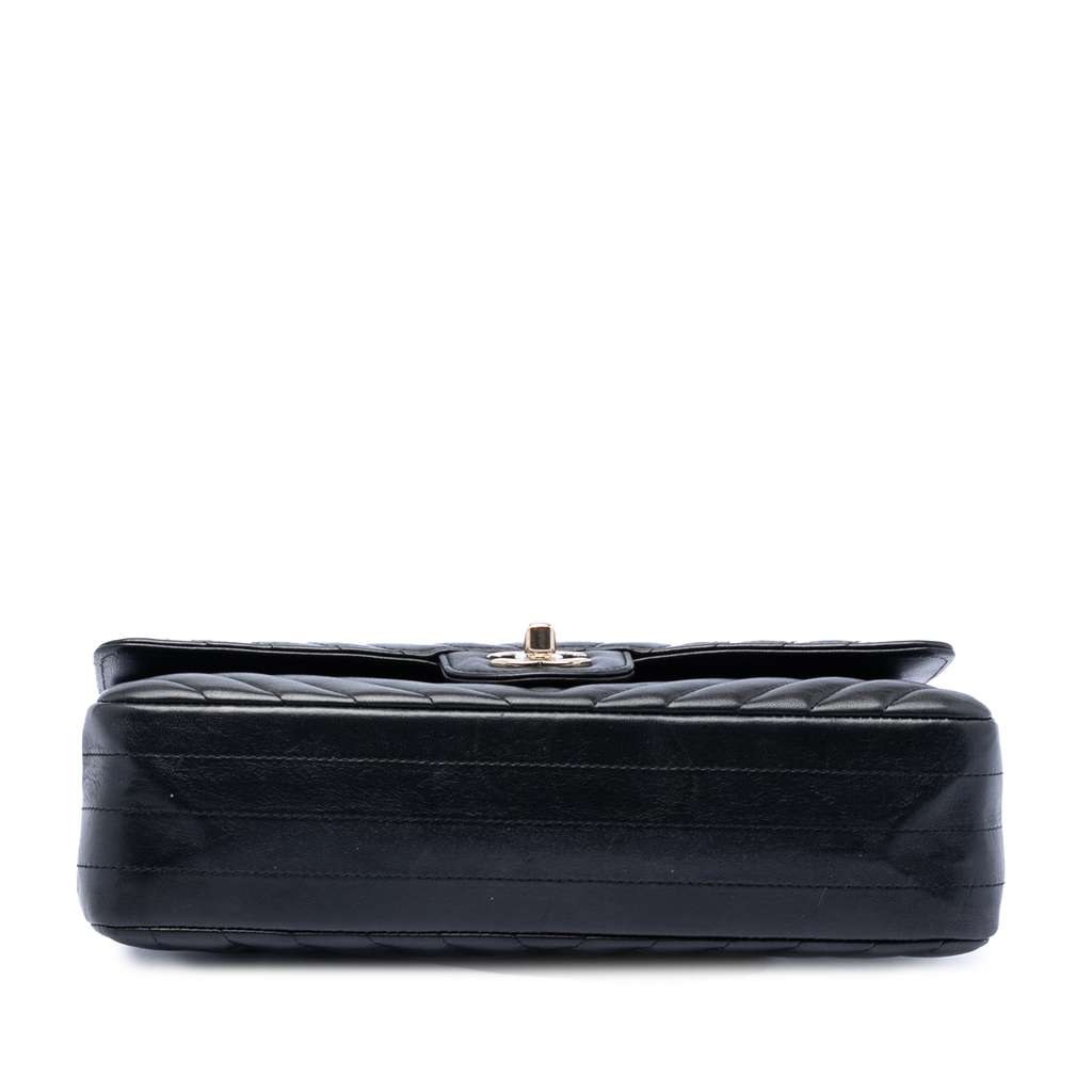 Chanel Medium Classic Chevron Lambskin Double Flap Black Leather Good condition - Inside View