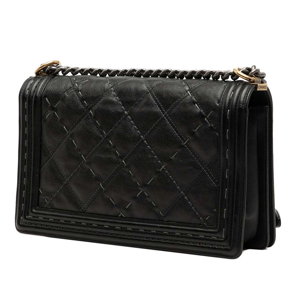 Chanel Medium Quilted Calfskin Wild Stitch Boy Flap Black Leather Good condition - Back View