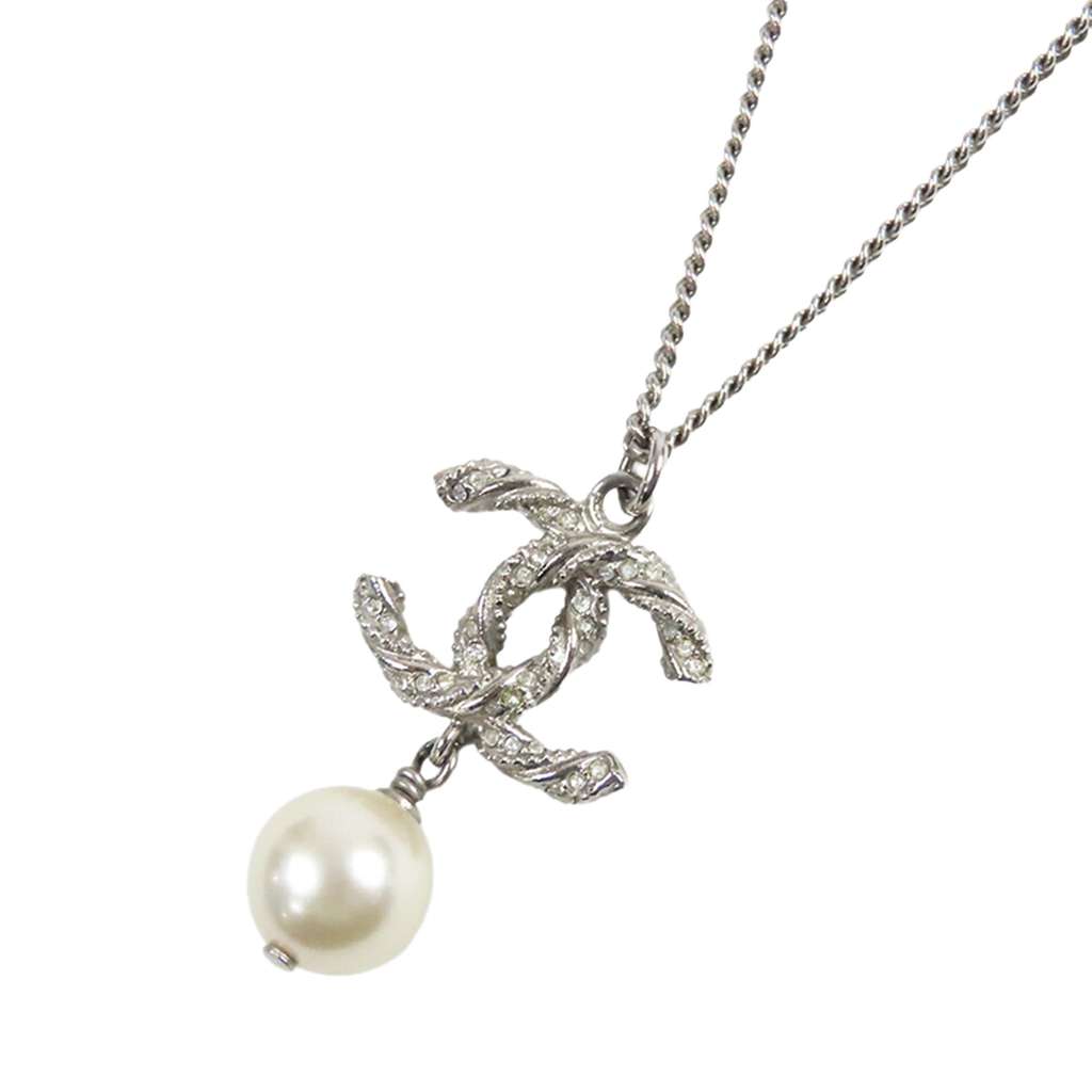 Chanel Silver Plated Twisted CC Rhinestone Faux Pearl Pendant Necklace Silver Metal Good condition - Back View