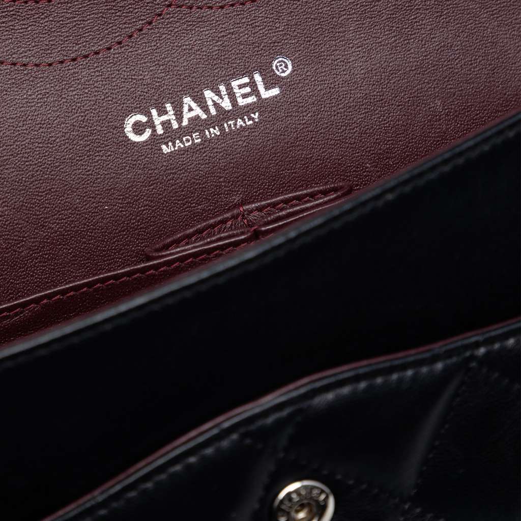 Chanel Jumbo Classic Lambskin Double Flap Black Leather Good condition - Box View