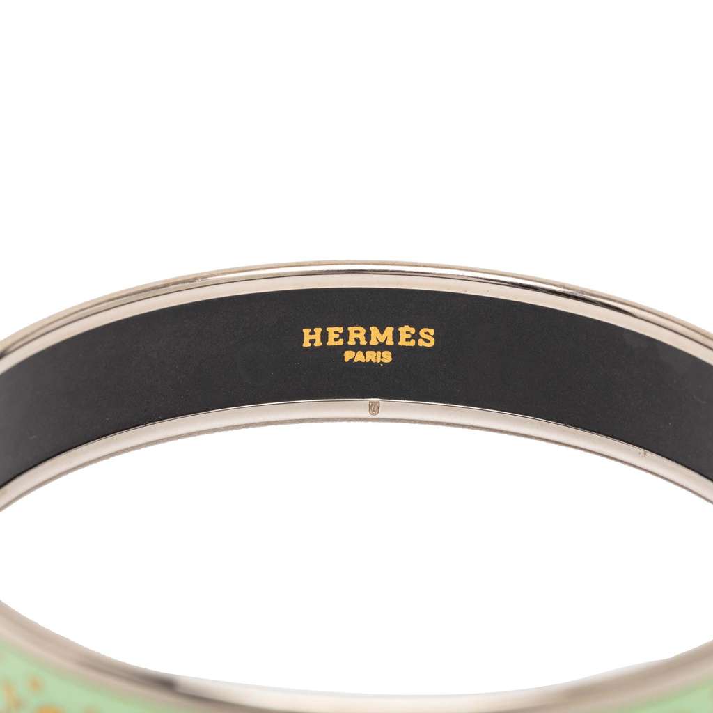 Hermès Narrow Enamel Moon and Stars Bangle 70 Green Good condition - Box View
