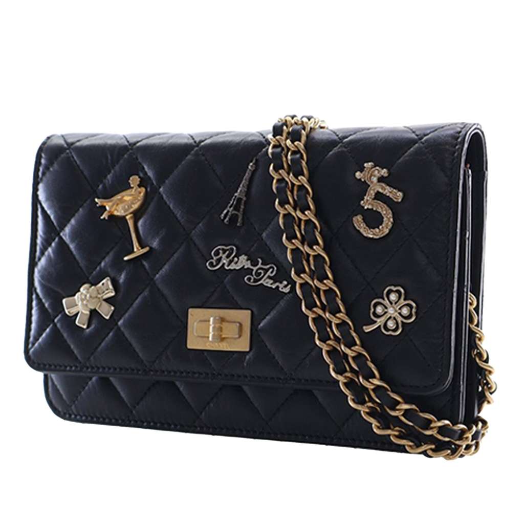 Chanel Quilted Aged Calfskin Reissue 2.55 Lucky Charms Wallet On Chain Black Leather Good condition - Back View