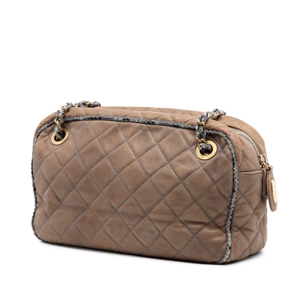 Chanel CC Quilted Iridescent Calfskin Tweed Bowler Bag Brown Leather Good condition - Back View
