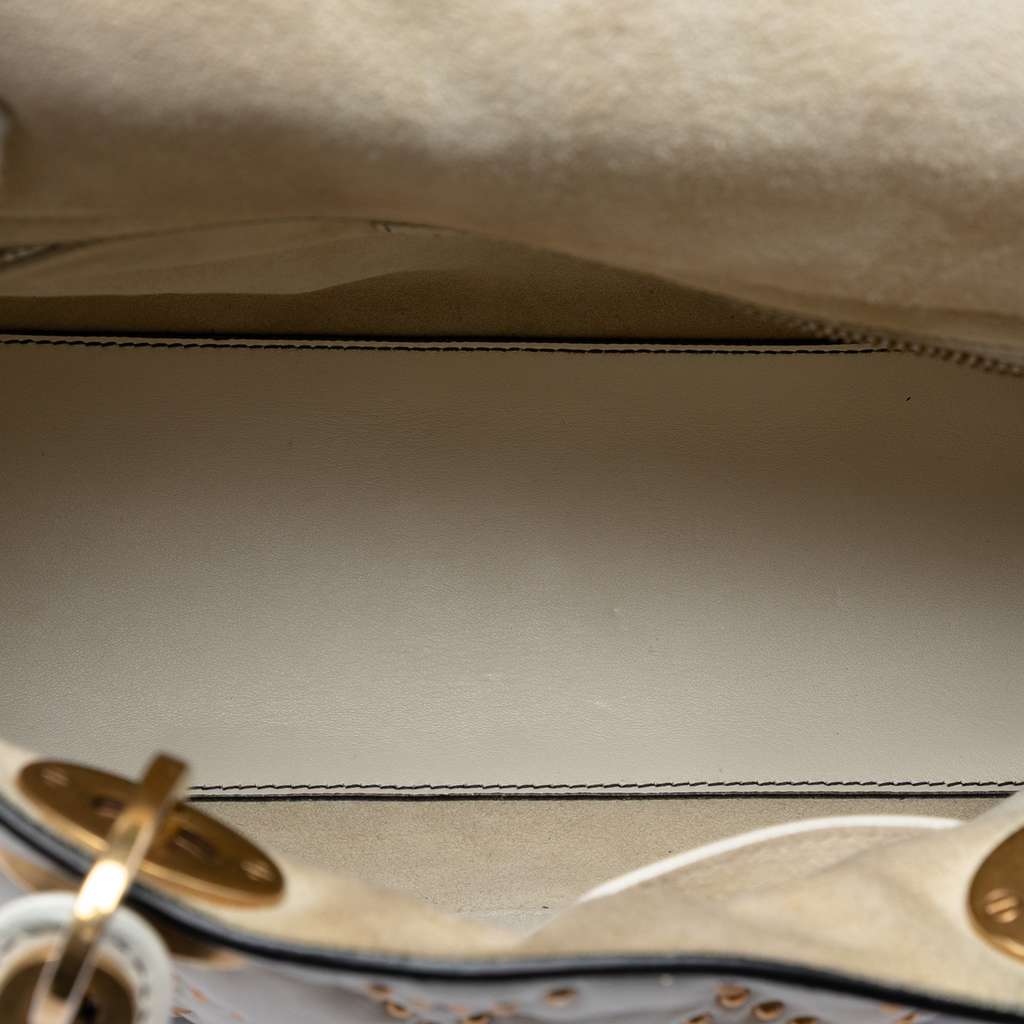 Dior Medium Lambskin Cannage Studded Supple Lady Dior White Leather Good condition - Model View